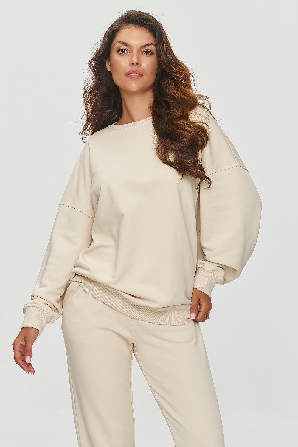 Sweater model 200125 Makadamia