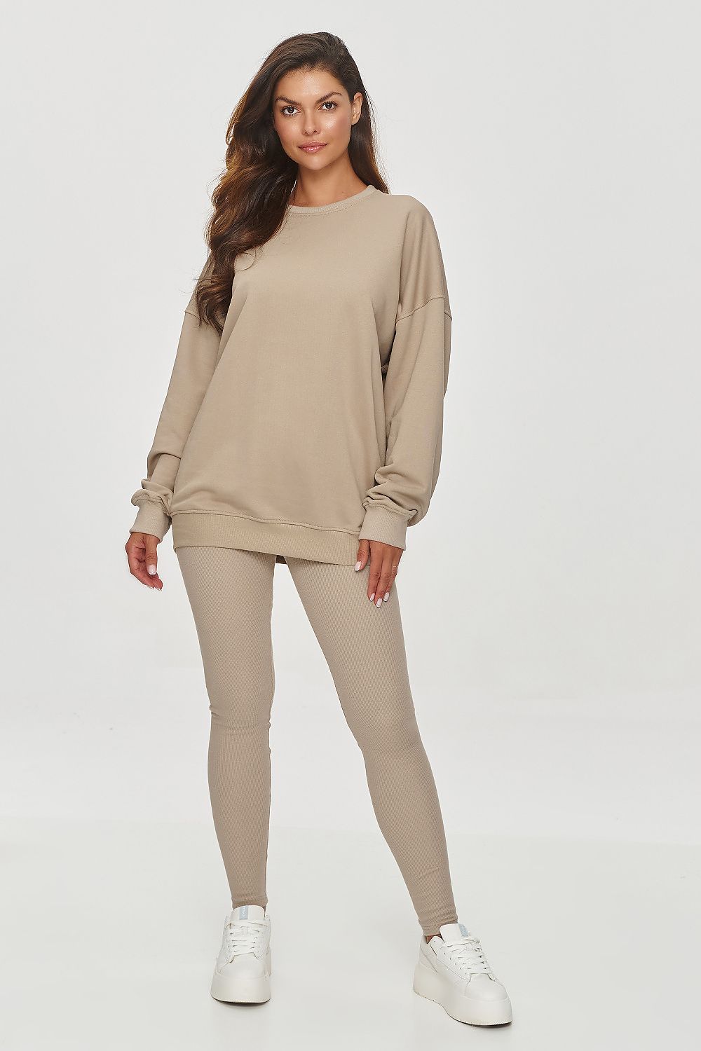 Sweater model 200127 Makadamia