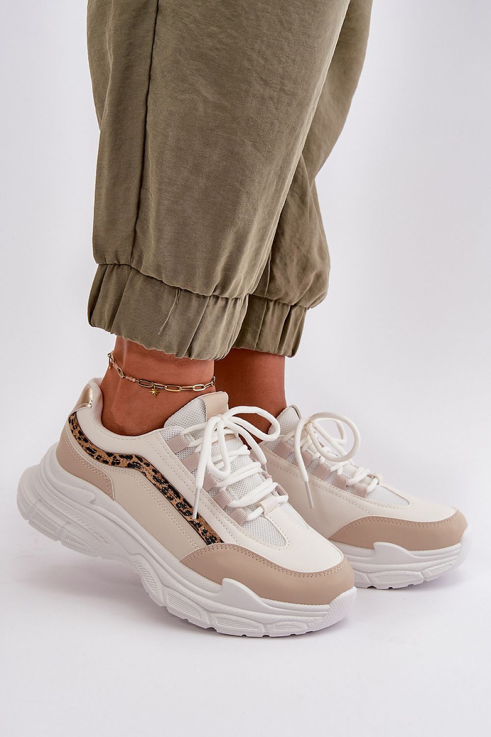 Sportschuhe model 201711 Step in style