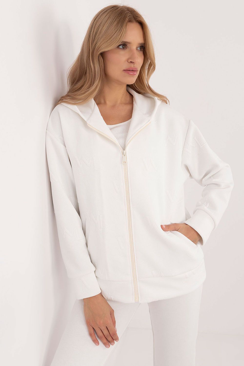 Sweater model 202930 Lakerta