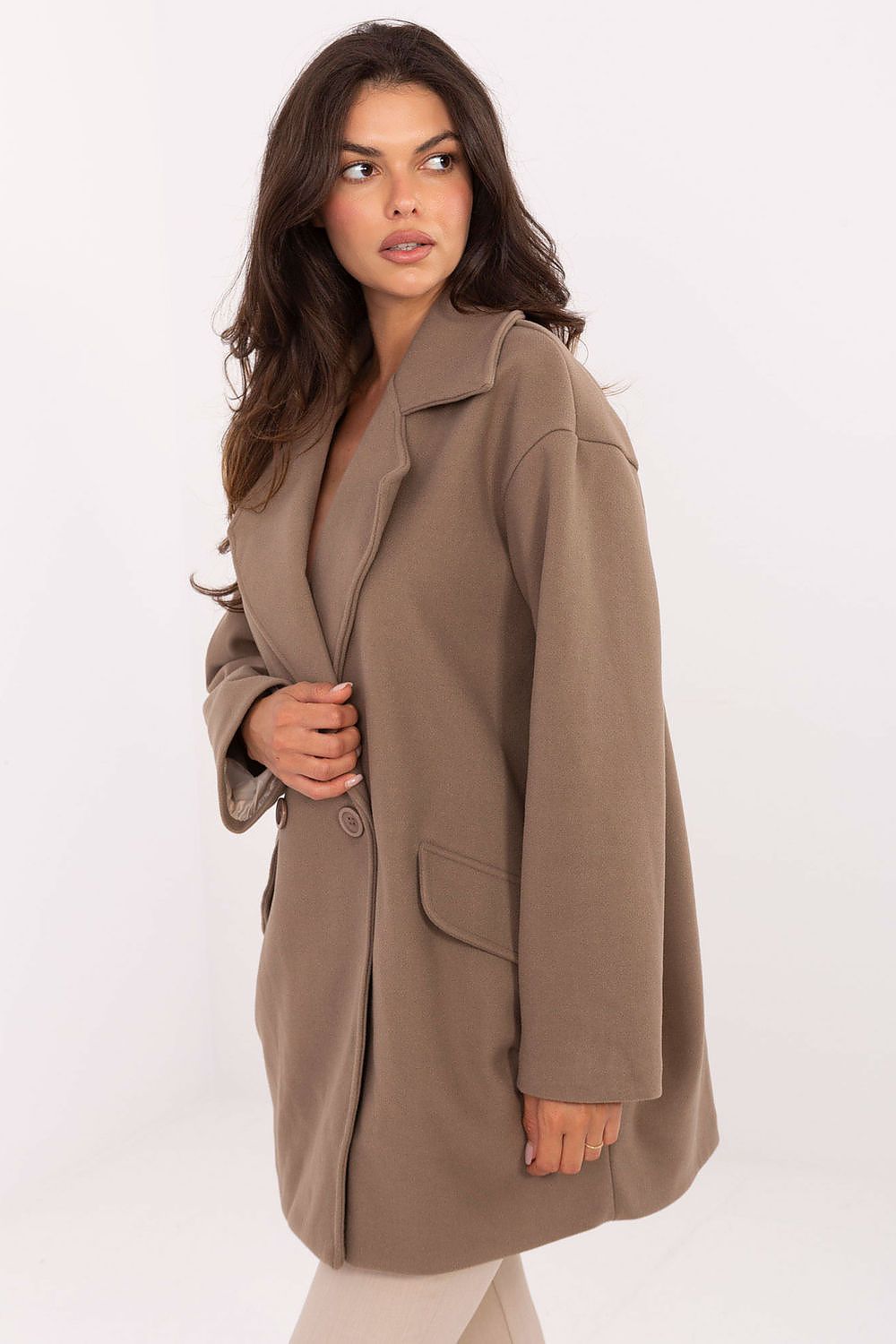 Mantel model 217143 Rue Paris
