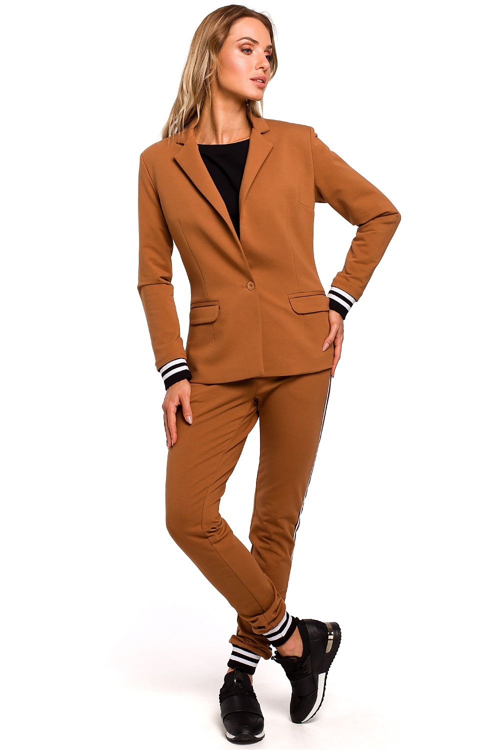Jacke model 135475 Moe