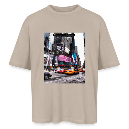 THÈA RA – "New York Moment" Oversized T-Shirt - sahara